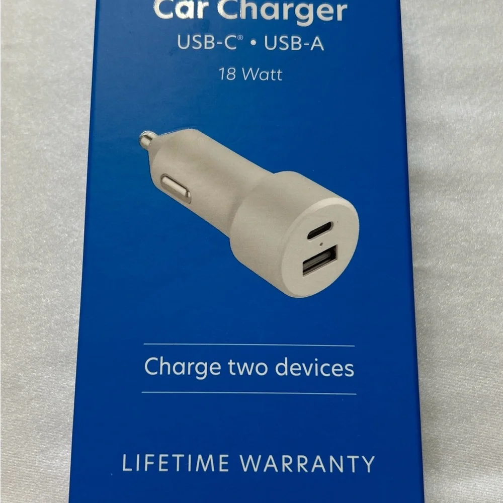 New Car Charger USB-C USB-A 18 Watt Charged two Devices Lifetime Warranty NIB